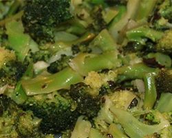 Italiensk broccolisalat